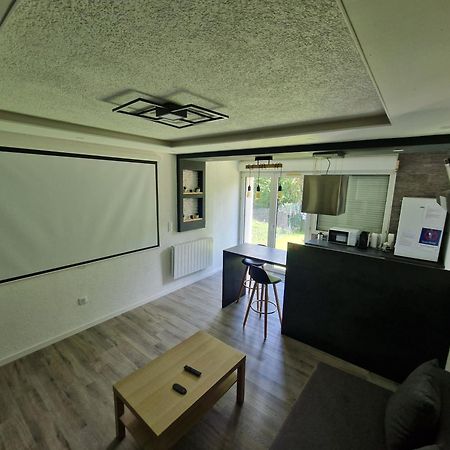 Logement Atypique & Parking Gratuit Gex Extérieur photo