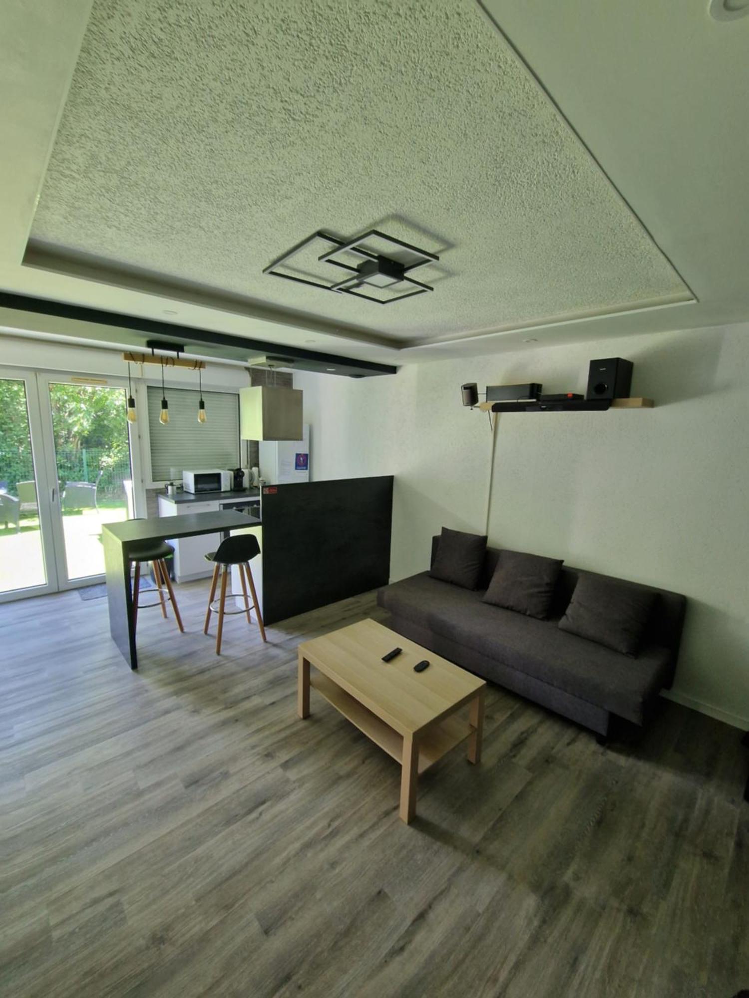 Logement Atypique & Parking Gratuit Gex Extérieur photo